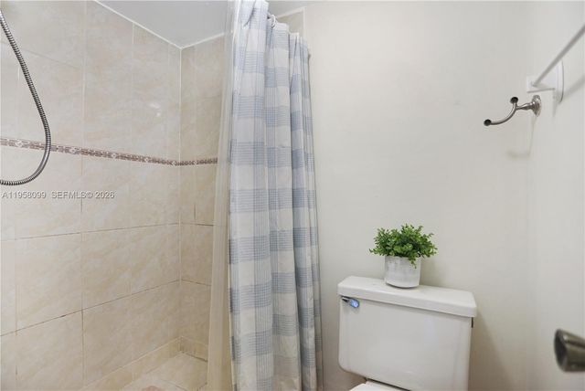 6600 Cypress Road 105, Plantation, FL 33317