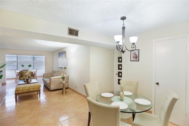 6600 Cypress Road 105, Plantation, FL 33317