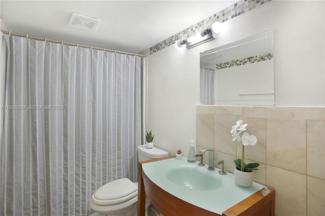 6600 Cypress Road 105, Plantation, FL 33317