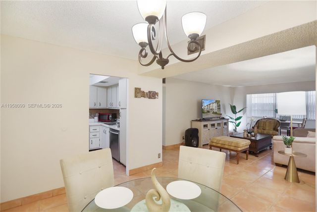 6600 Cypress Road 105, Plantation, FL 33317