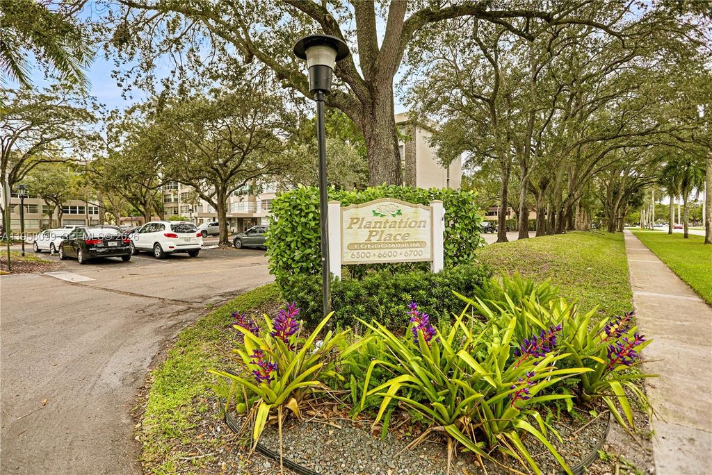 6600 Cypress Road 105, Plantation, FL 33317