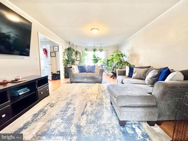 24 KENT AVE, Felton, DE 19943