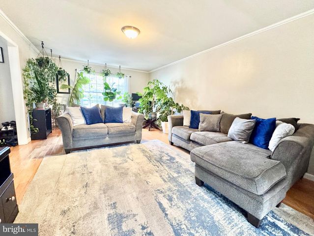 24 KENT AVE, Felton, DE 19943