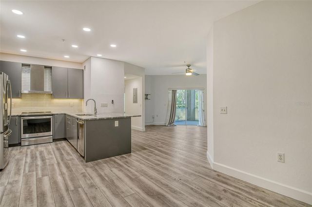 5160 NORTHRIDGE ROAD 107, Sarasota, FL 34238
