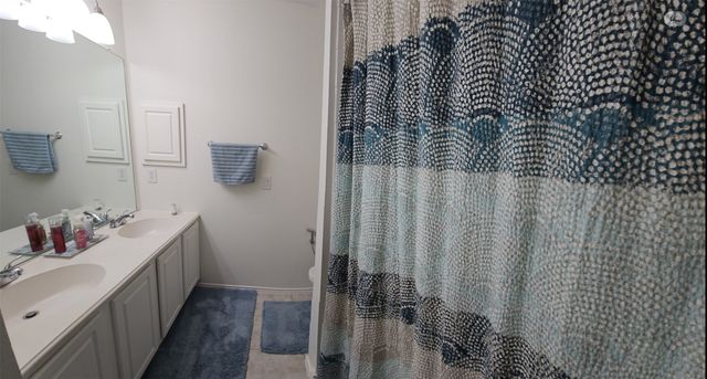 3002 Manor Green Boulevard, Euless, TX 76039