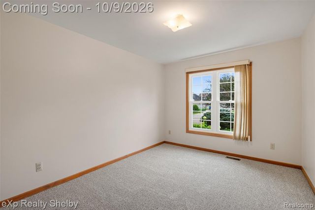 53204 Abraham Drive, Macomb, MI 48042