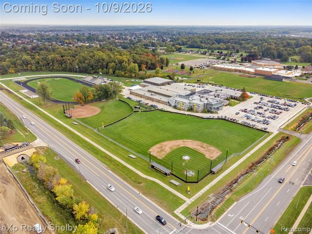 53204 Abraham Drive, Macomb, MI 48042