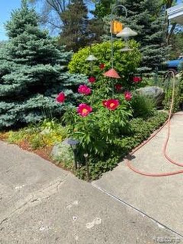 4682 Rockcroft Boulevard, Independence Charter Township, MI 48346