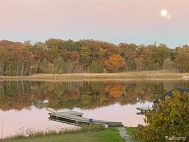 4682 Rockcroft Boulevard, Independence Charter Township, MI 48346