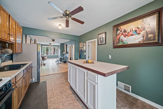 3301 S HAMILTON Avenue, Chicago, IL 60608