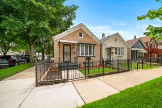 3301 S HAMILTON Avenue, Chicago, IL 60608
