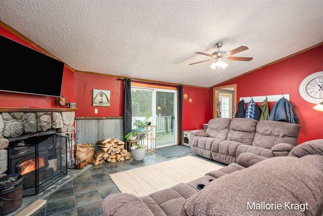 4328 105th Avenue, Allegan, MI 49010