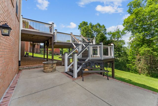 504 Spinnaker Ct, Smyrna, TN 37167
