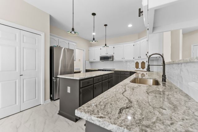 504 Spinnaker Ct, Smyrna, TN 37167