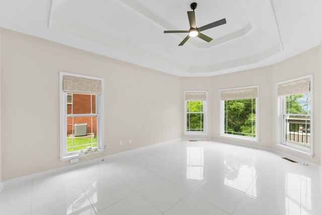 504 Spinnaker Ct, Smyrna, TN 37167