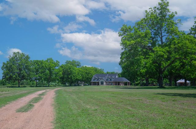 42272 Fm 1458, Brookshire, TX 77423