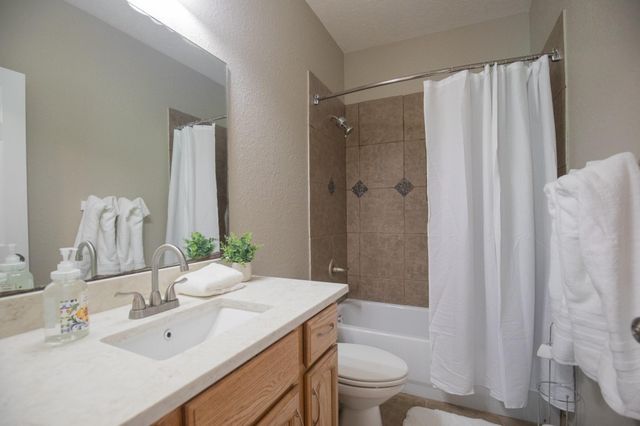 42272 Fm 1458, Brookshire, TX 77423