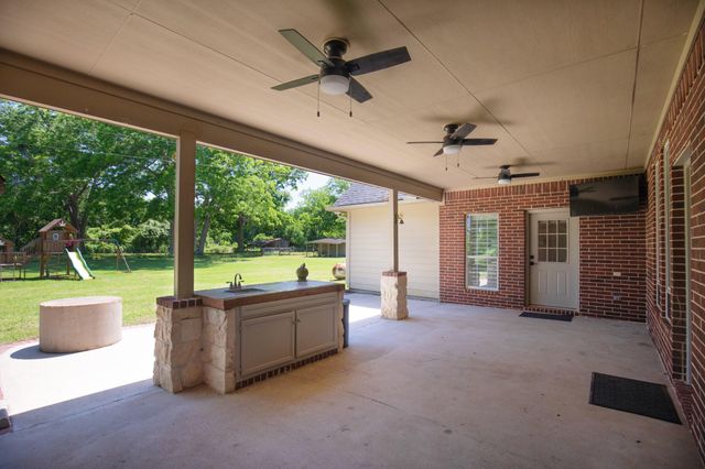 42272 Fm 1458, Brookshire, TX 77423