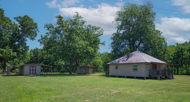 42272 Fm 1458, Brookshire, TX 77423