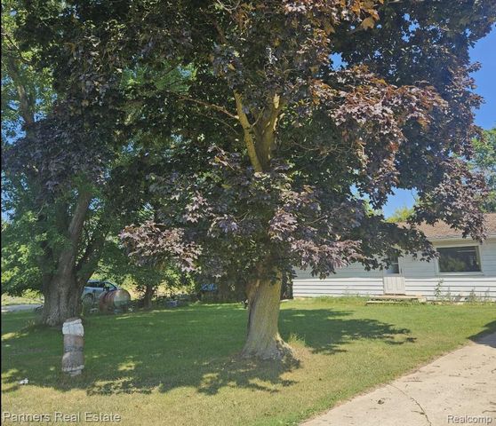 1382 Lucy Road, Marion Township, MI 48843