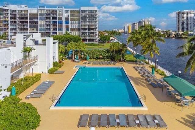 1000 Parkview Dr 231, Hallandale Beach, FL 33009