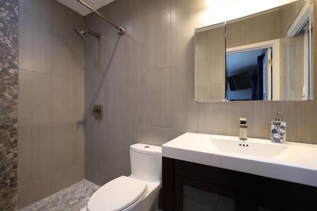 3018 NE 26th Street, Fort Lauderdale, FL 33305