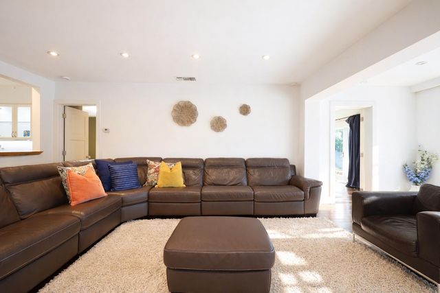 3018 NE 26th Street, Fort Lauderdale, FL 33305