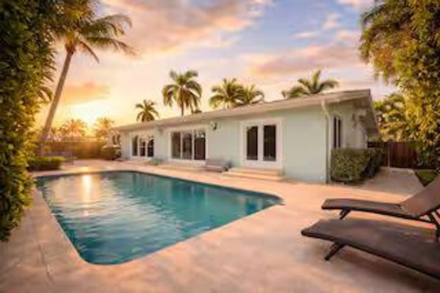 3018 NE 26th Street, Fort Lauderdale, FL 33305
