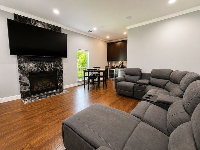 1606 Sam Rayburn Highway, Melissa, TX 75454