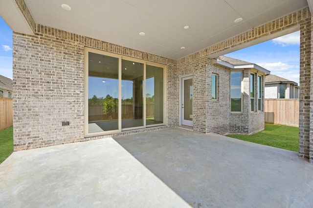27015 West Rustlers Bend, Montgomery, TX 77316