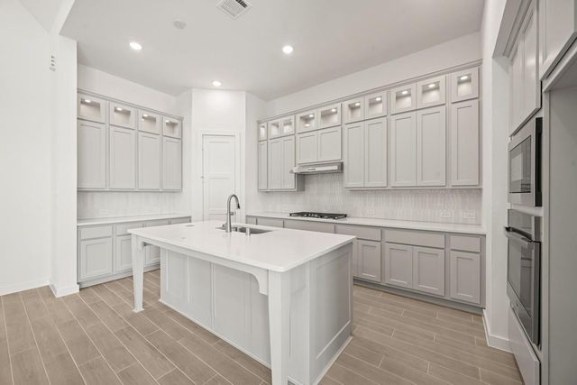 27015 West Rustlers Bend, Montgomery, TX 77316