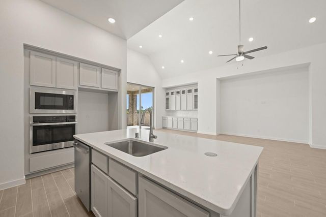 27015 West Rustlers Bend, Montgomery, TX 77316