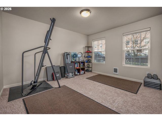 28826 Sw VILLEBOIS Dr, Wilsonville, OR 97070