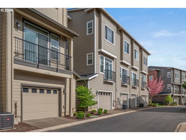 28826 Sw VILLEBOIS Dr, Wilsonville, OR 97070