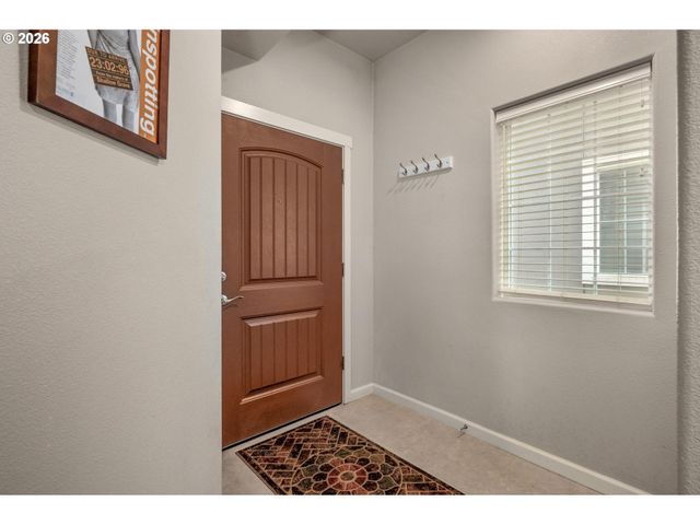 28826 Sw VILLEBOIS Dr, Wilsonville, OR 97070