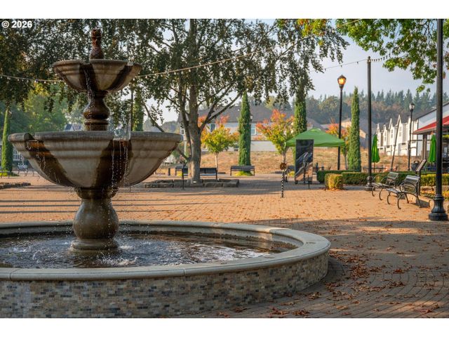 28826 Sw VILLEBOIS Dr, Wilsonville, OR 97070