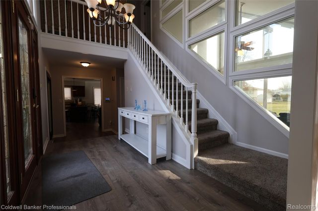 22305 King Road, Woodhaven, MI 48183