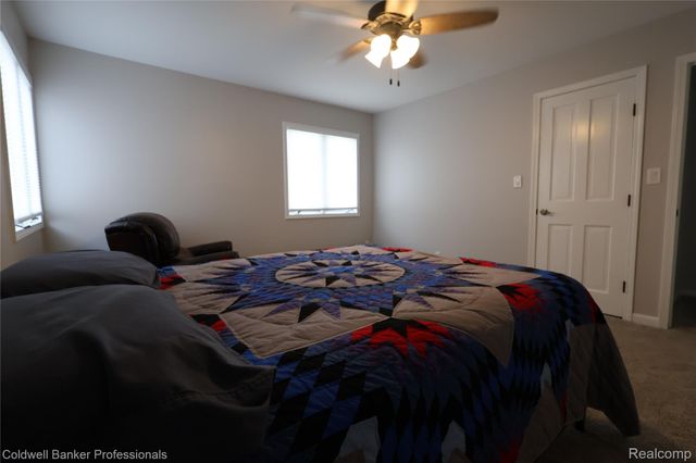 22305 King Road, Woodhaven, MI 48183