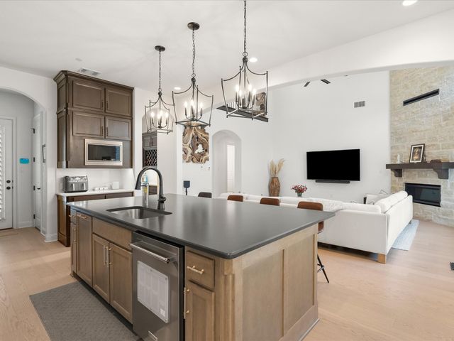 1020 Williams Lane, Copper Canyon, TX 75077
