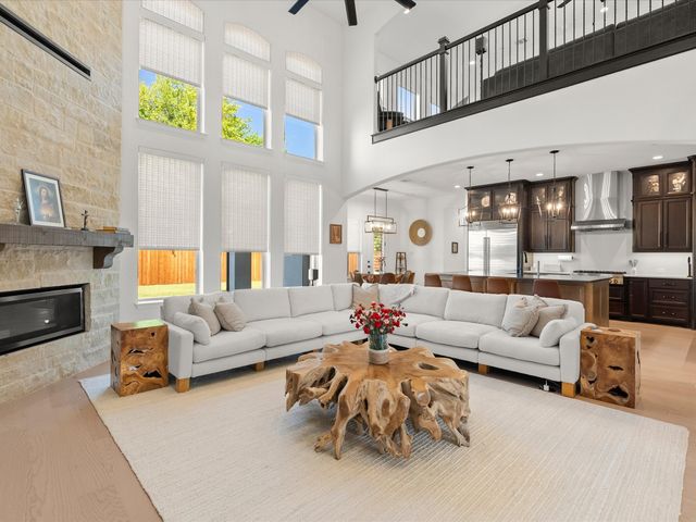 1020 Williams Lane, Copper Canyon, TX 75077