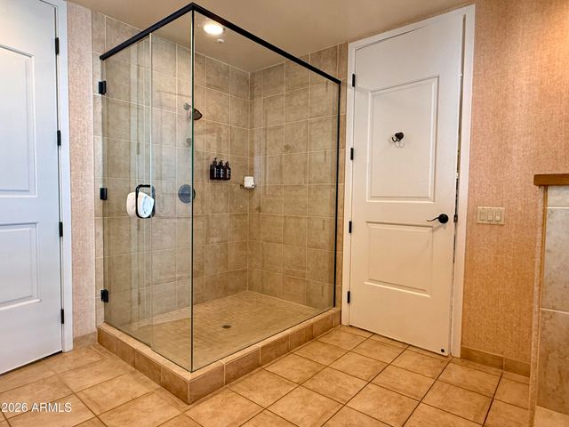 8000 S ARIZONA GRAND Parkway 302, Phoenix, AZ 85044