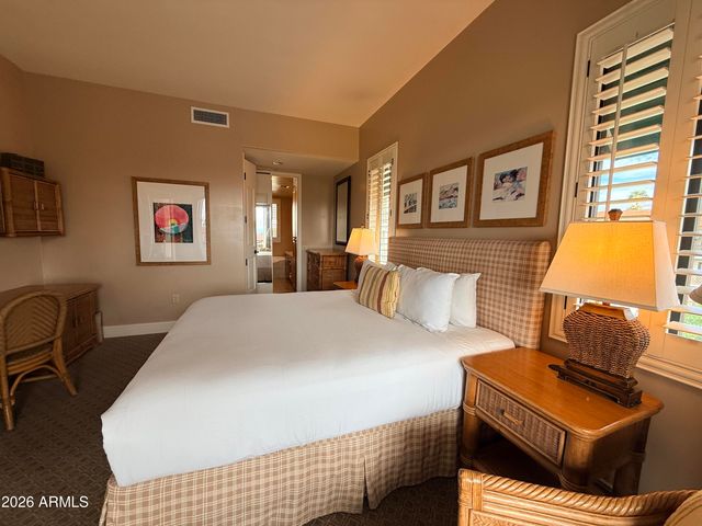 8000 S ARIZONA GRAND Parkway 302, Phoenix, AZ 85044