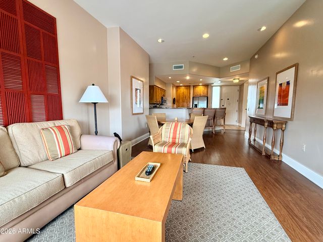 8000 S ARIZONA GRAND Parkway 302, Phoenix, AZ 85044
