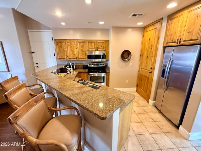 8000 S ARIZONA GRAND Parkway 302, Phoenix, AZ 85044