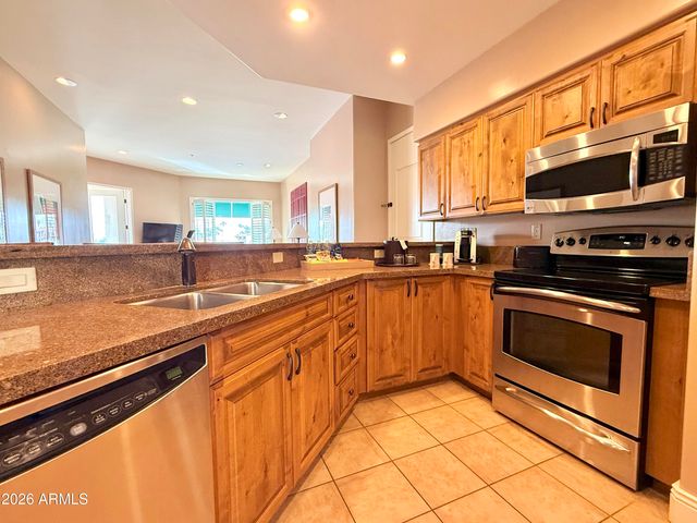 8000 S ARIZONA GRAND Parkway 302, Phoenix, AZ 85044