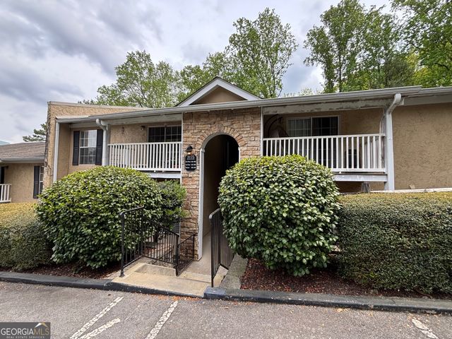 3175 Seven Pines Court 6, Atlanta, GA 30339