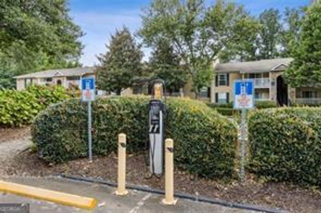 3175 Seven Pines Court 6, Atlanta, GA 30339