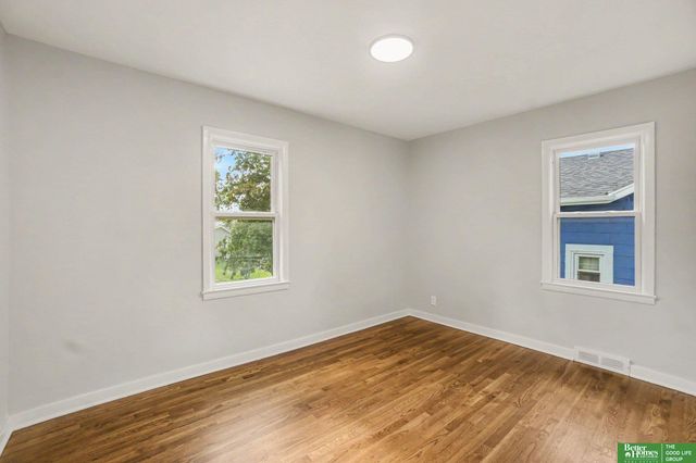 1931 S 49 Street, Omaha, NE 68106