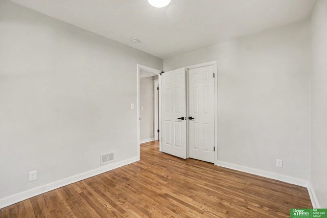 1931 S 49 Street, Omaha, NE 68106