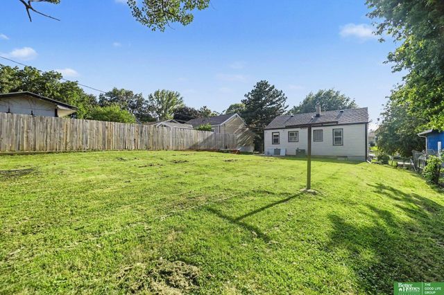 1931 S 49 Street, Omaha, NE 68106